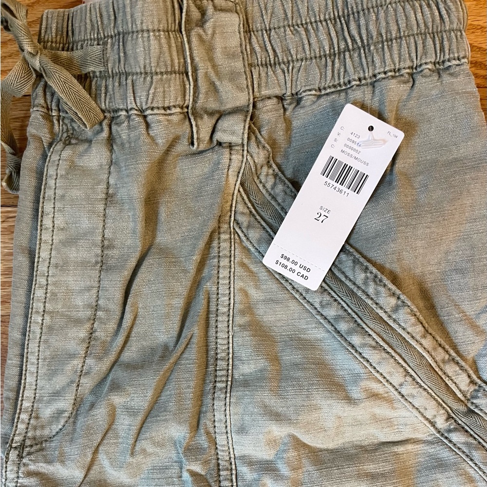 NWT Anthropologie Cargo Pants. Size 27. Never Worn.